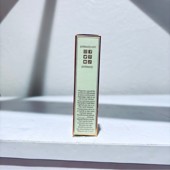 💜 PIXI — Glow-y Lip Oil in Dream-y - Picture 5 of 7
